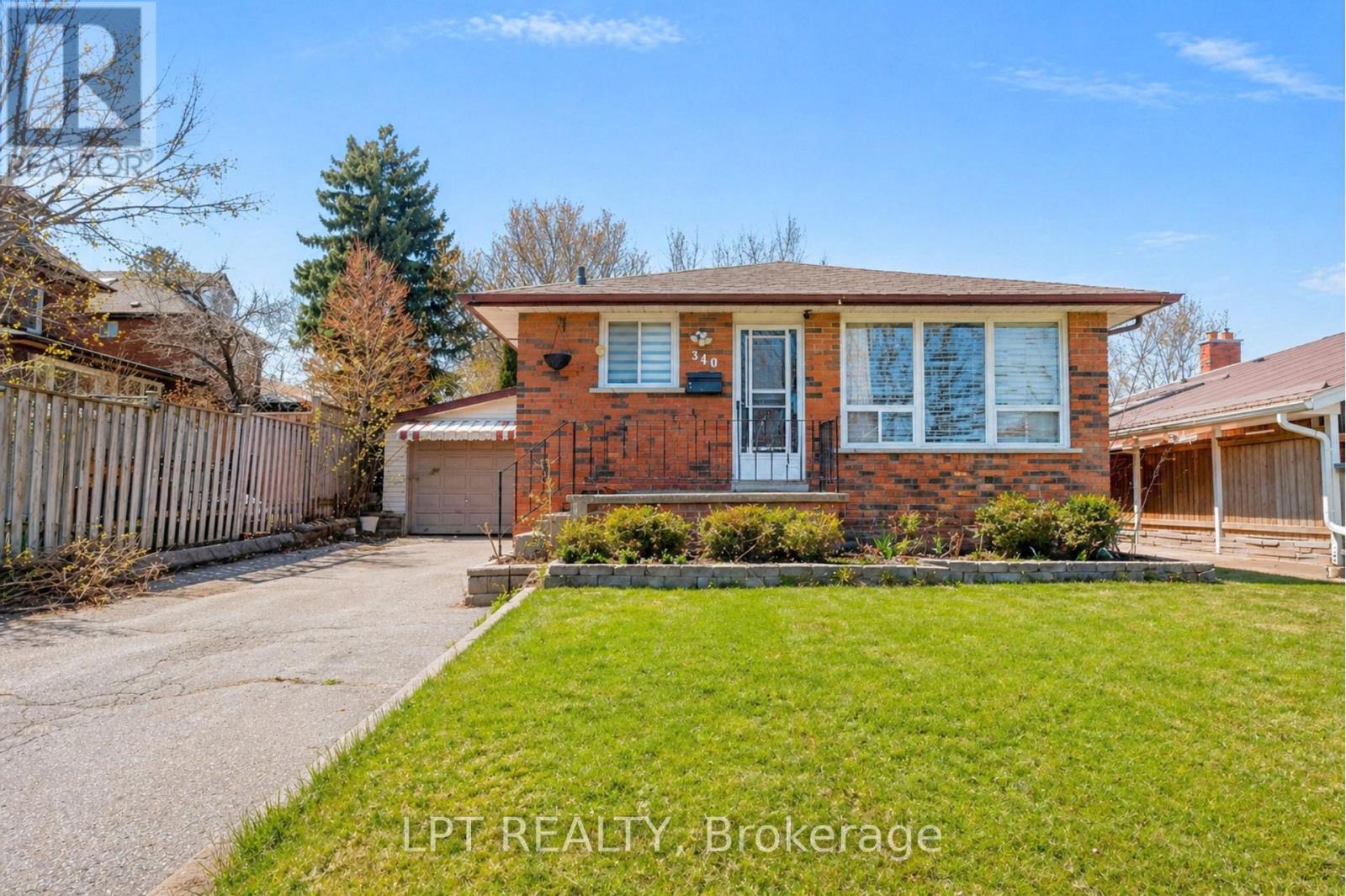 MLS® listing #29946029 for sale located at 340 FAIRLAWN STREET