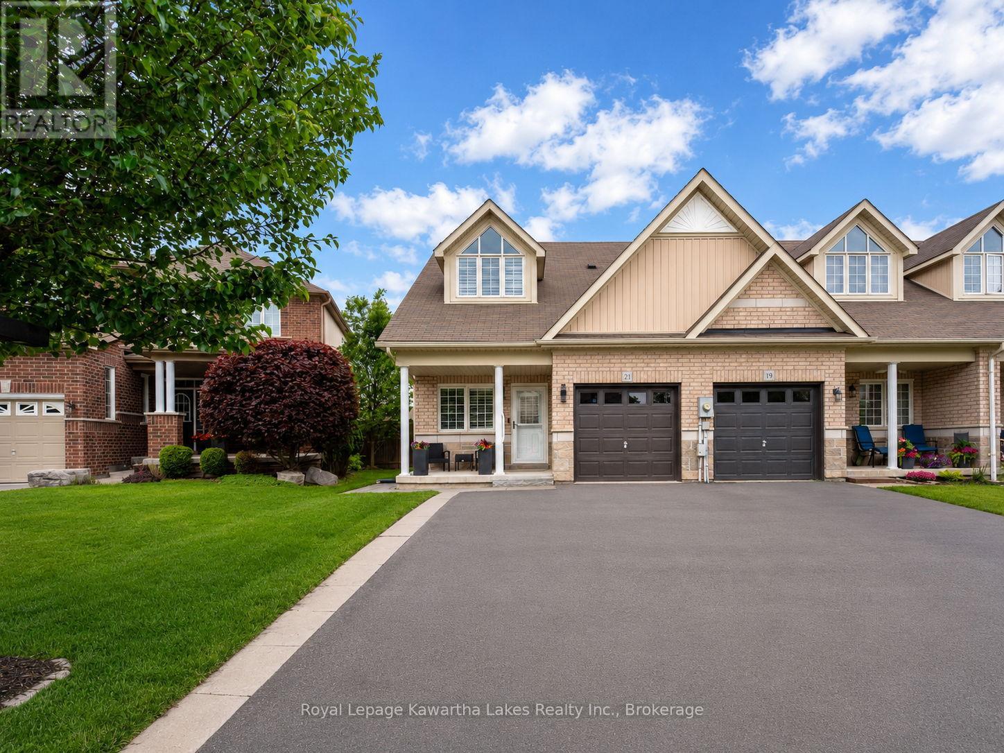MLS® listing #29946113 for sale located at 21 VETZAL COURT