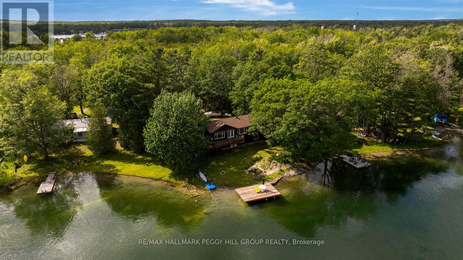 MLS® listing #29946803 for sale located at 7661 SOMERSET PARK