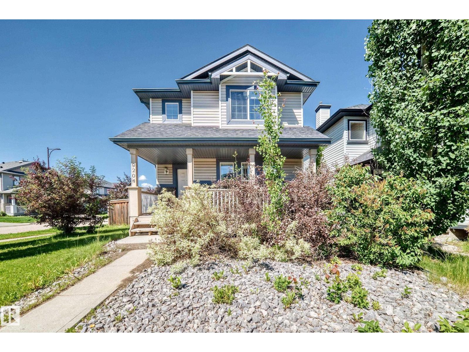 MLS® listing #29947175 for sale located at 9204 SCOTT LN NW