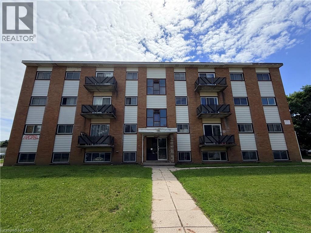MLS® listing #29950523 for sale located at 443 HAZEL Street Unit# 14