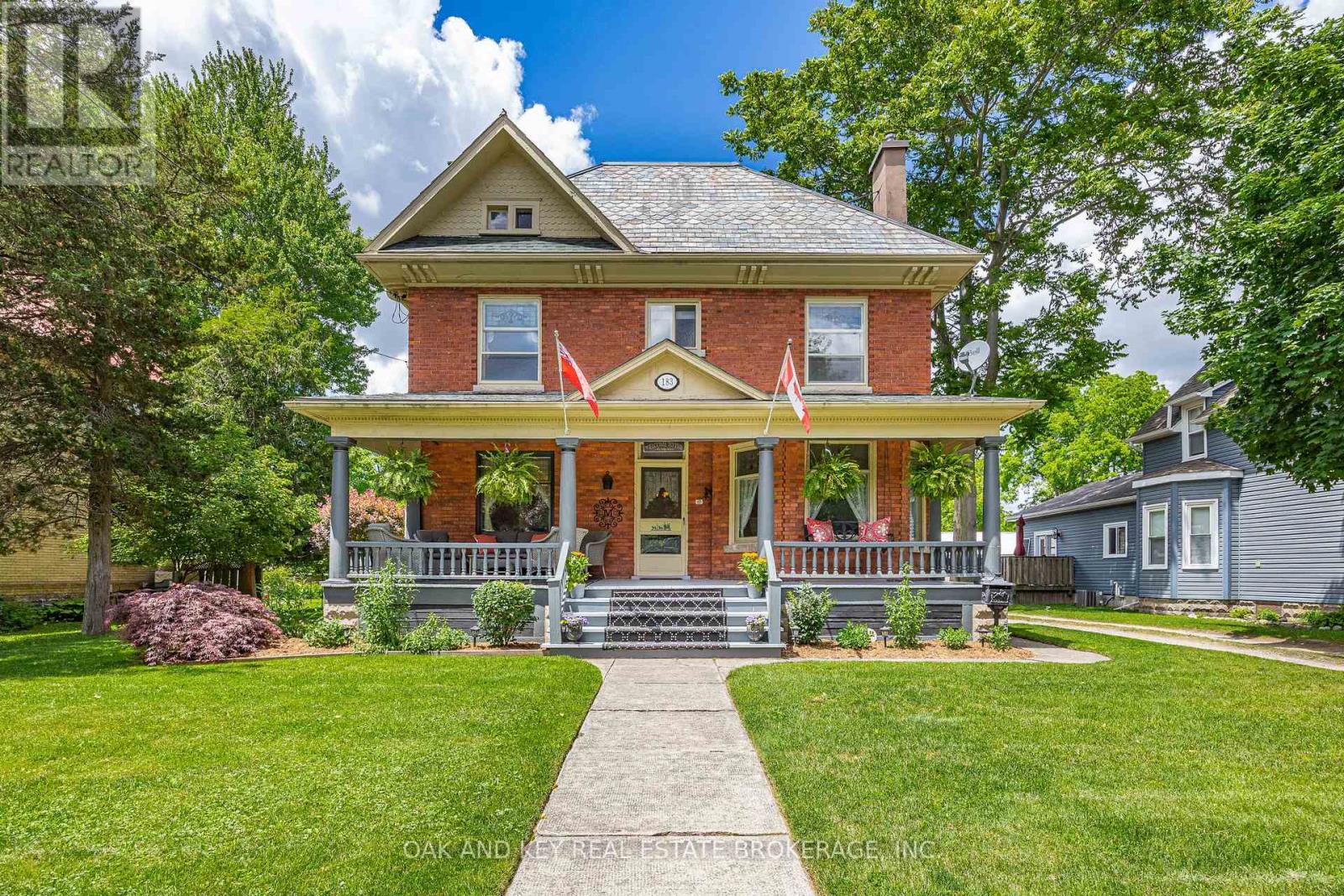 MLS® listing #29950611 for sale located at 183 SHACKLETON STREET