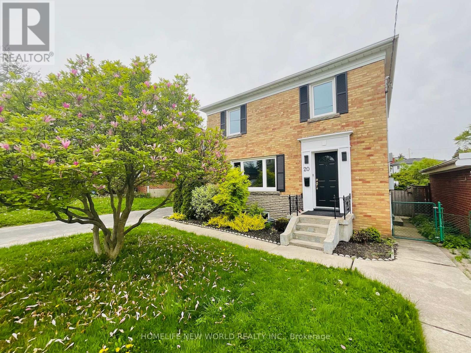 MLS® listing #29950632 for sale located at 20 ROSELM ROAD
