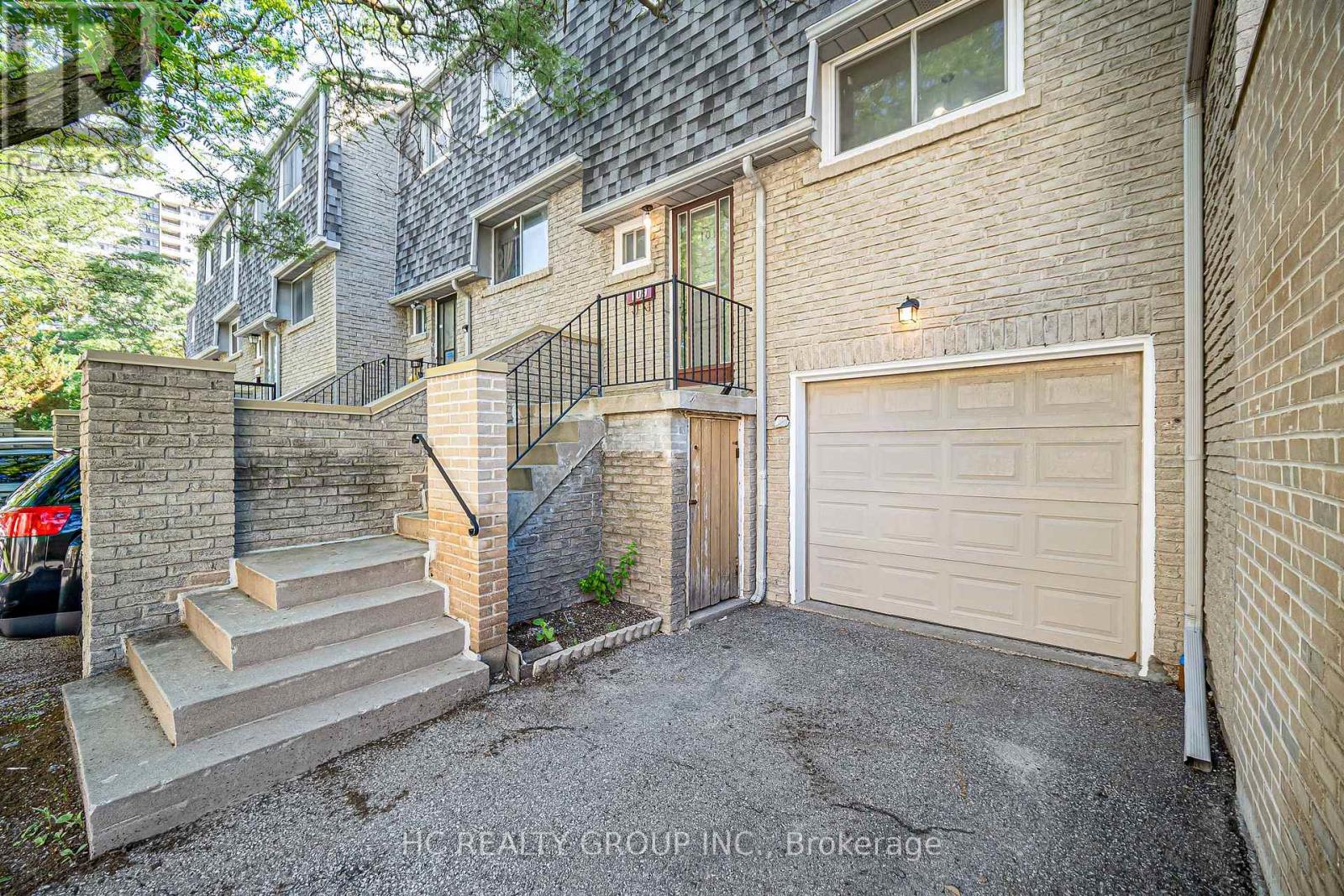 MLS® listing #29950634 for sale located at 109 - 1280 BRIDLETOWNE CIRCLE