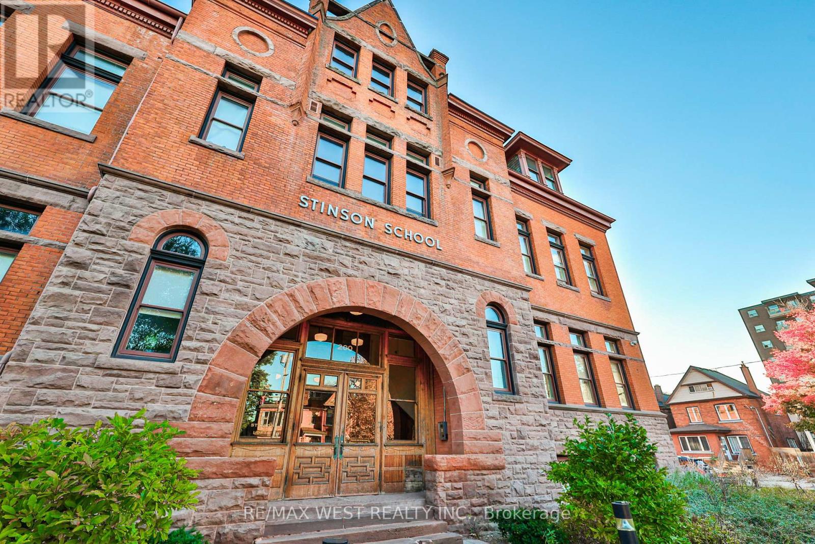MLS® listing #29950668 for sale located at 318 - 200 STINSON STREET