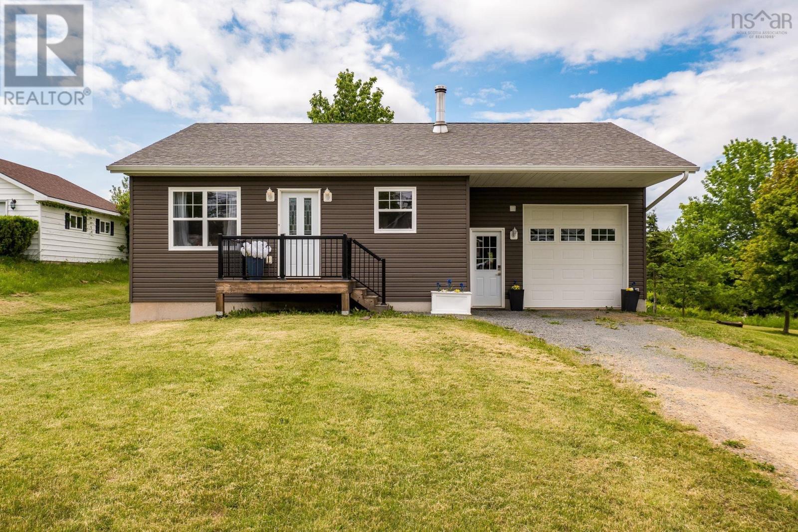 MLS® listing #29950981 for sale located at 13911 Highway 1