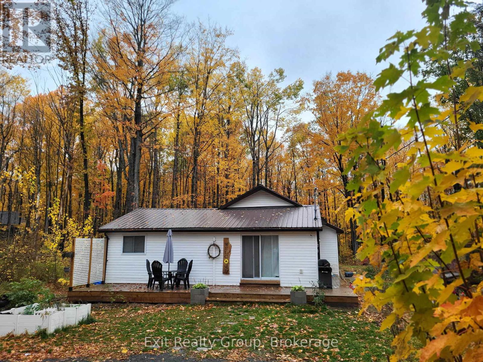 MLS® listing #29951268 for sale located at 54 PARADISE ROAD