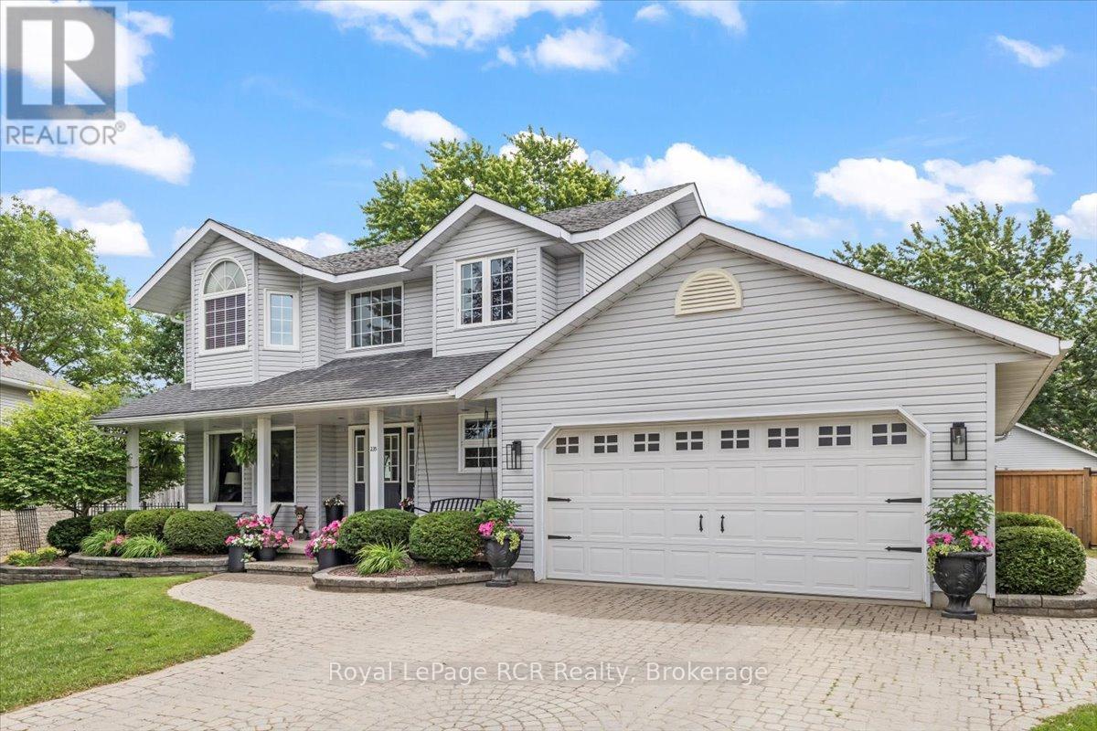 MLS® listing #29951275 for sale located at 235 4TH STREET CRESCENT