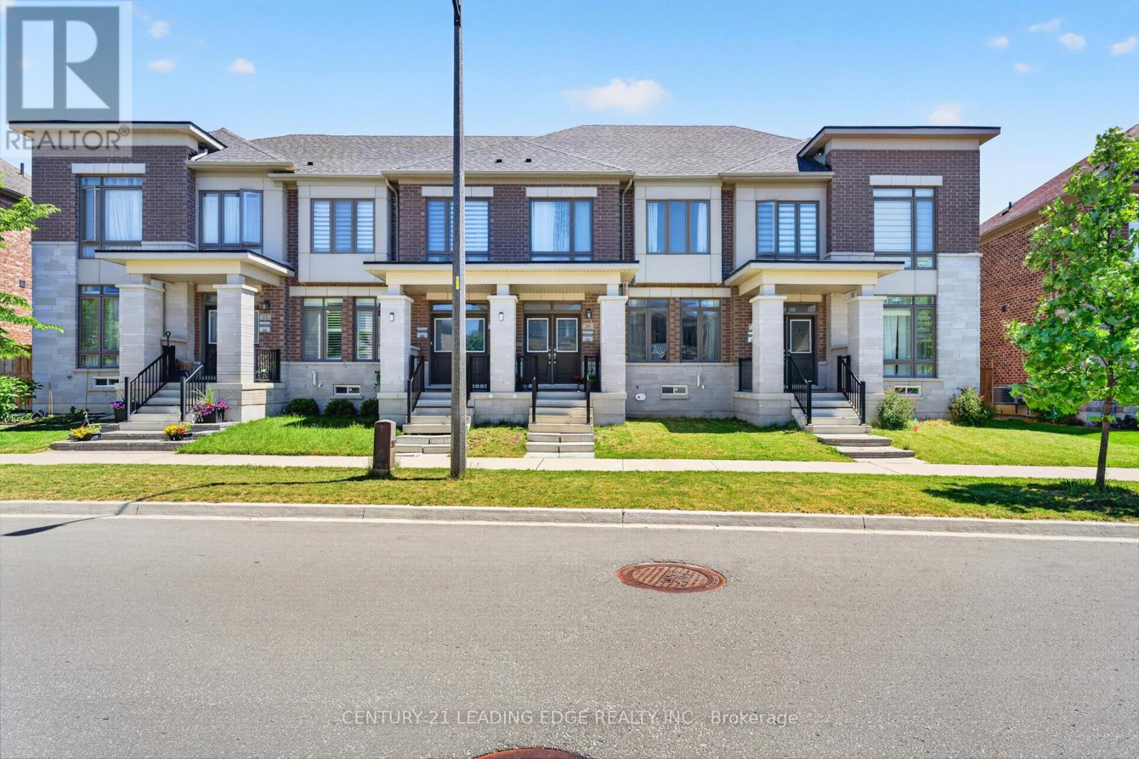 MLS® listing #29951390 for sale located at 26 HAHN STREET