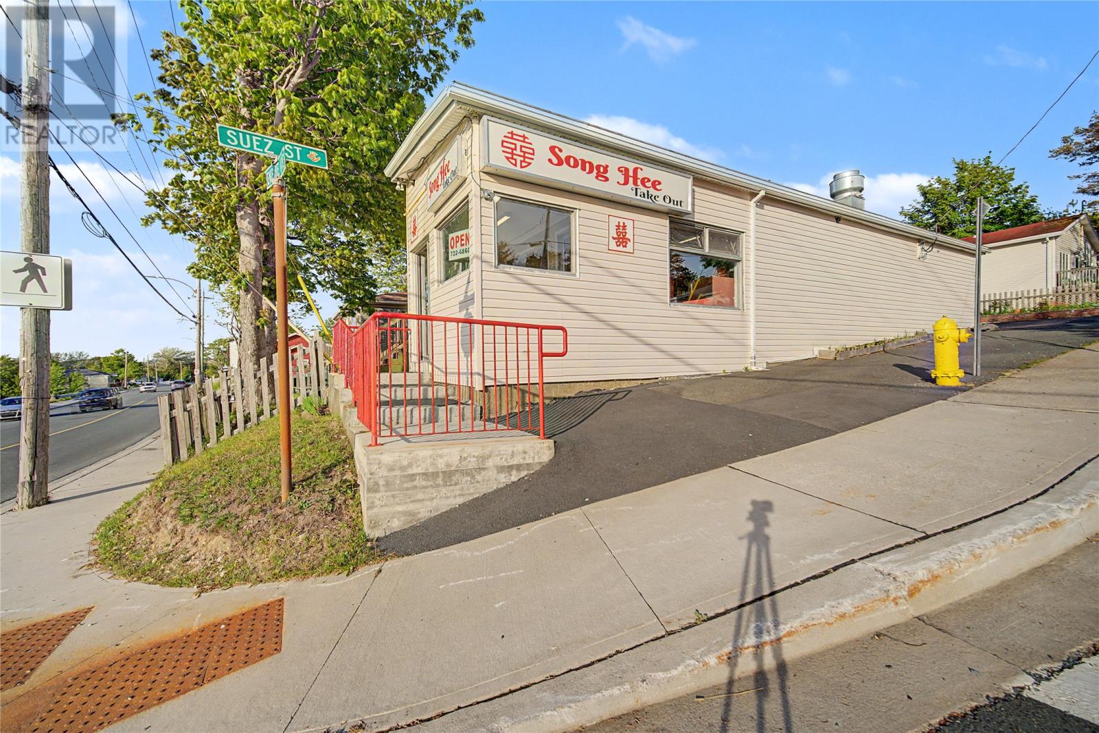 MLS® listing #29951410 for sale located at 209 Empire Avenue
