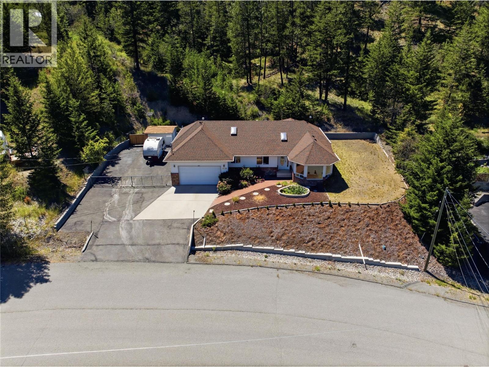MLS® listing #29951634 for sale located at 4826 Uplands Drive