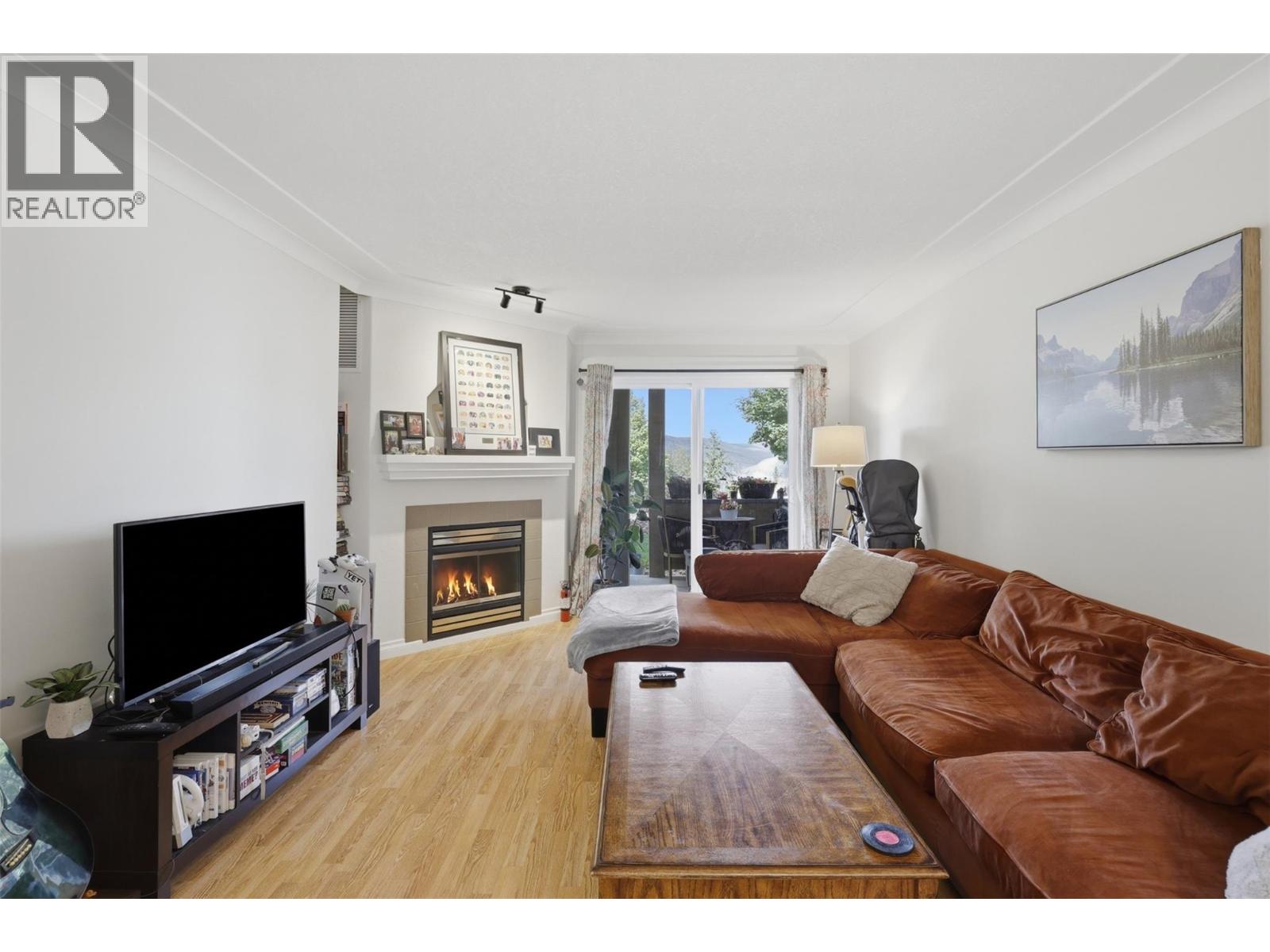 MLS® listing #29951899 for sale located at 1185 Hugh Allan Drive Unit# 102