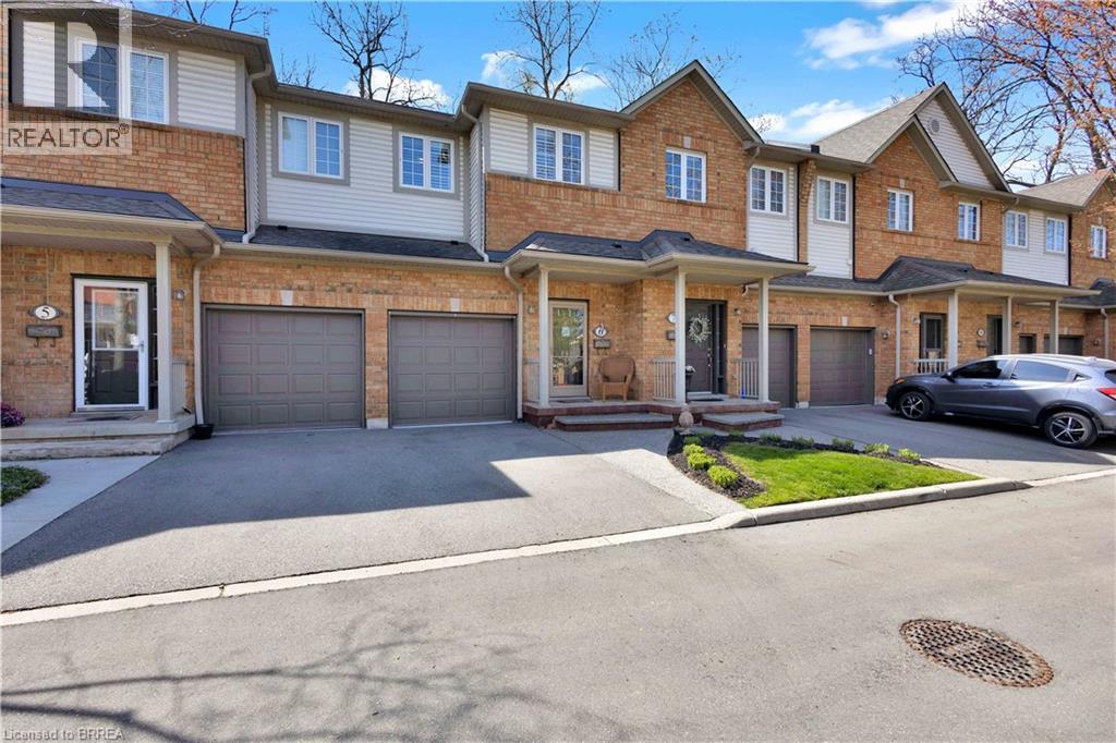 MLS® listing #29951910 for sale located at 120 BEDDOE Drive Unit# 6