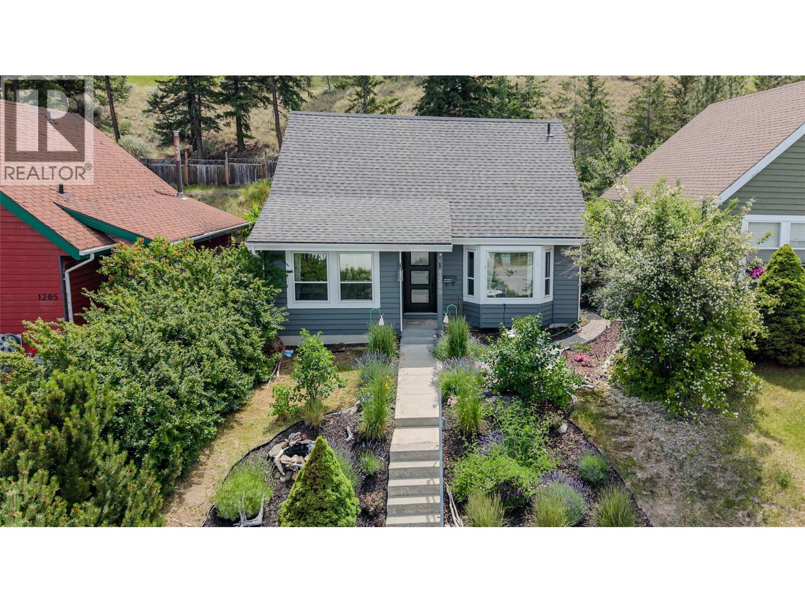 MLS® listing #29954414 for sale located at 1209 Howe Road