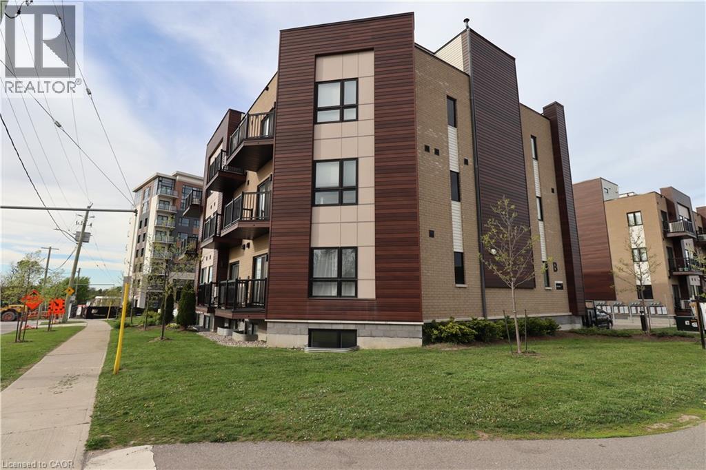 MLS® listing #29956202 for sale located at 10 PALACE Street Unit# B1
