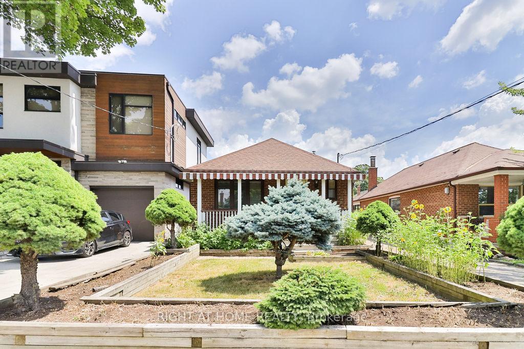 MLS® listing #29956565 for sale located at BSMT - 43 BERTRAM STREET