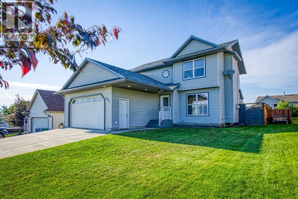MLS® listing #29957540 for sale located at 631 6a Street