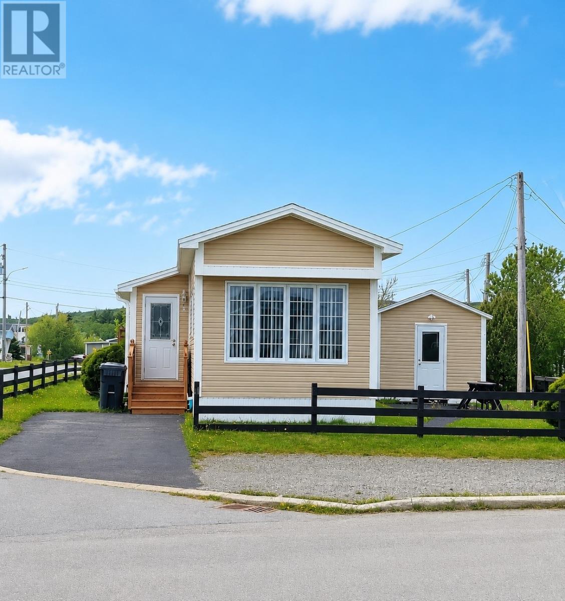 MLS® listing #29957629 for sale located at 4 Springhill Road