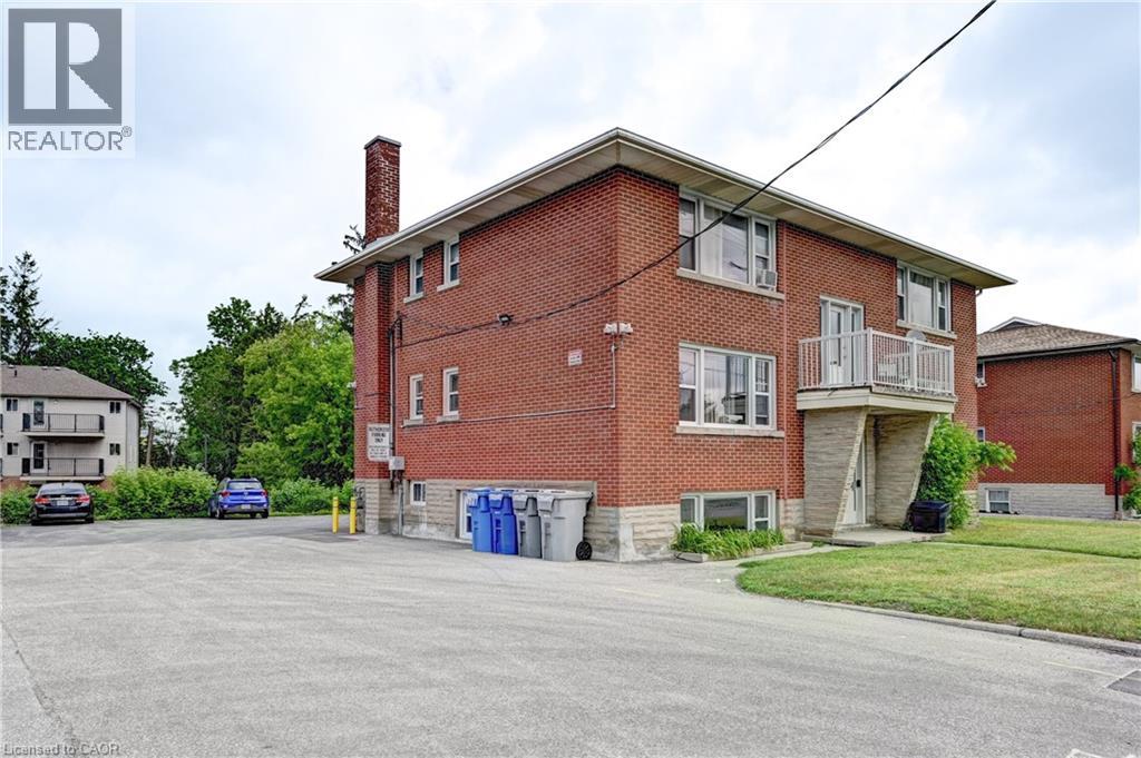 MLS® listing #29958043 for sale located at 1230 QUEENS Boulevard Unit# 0