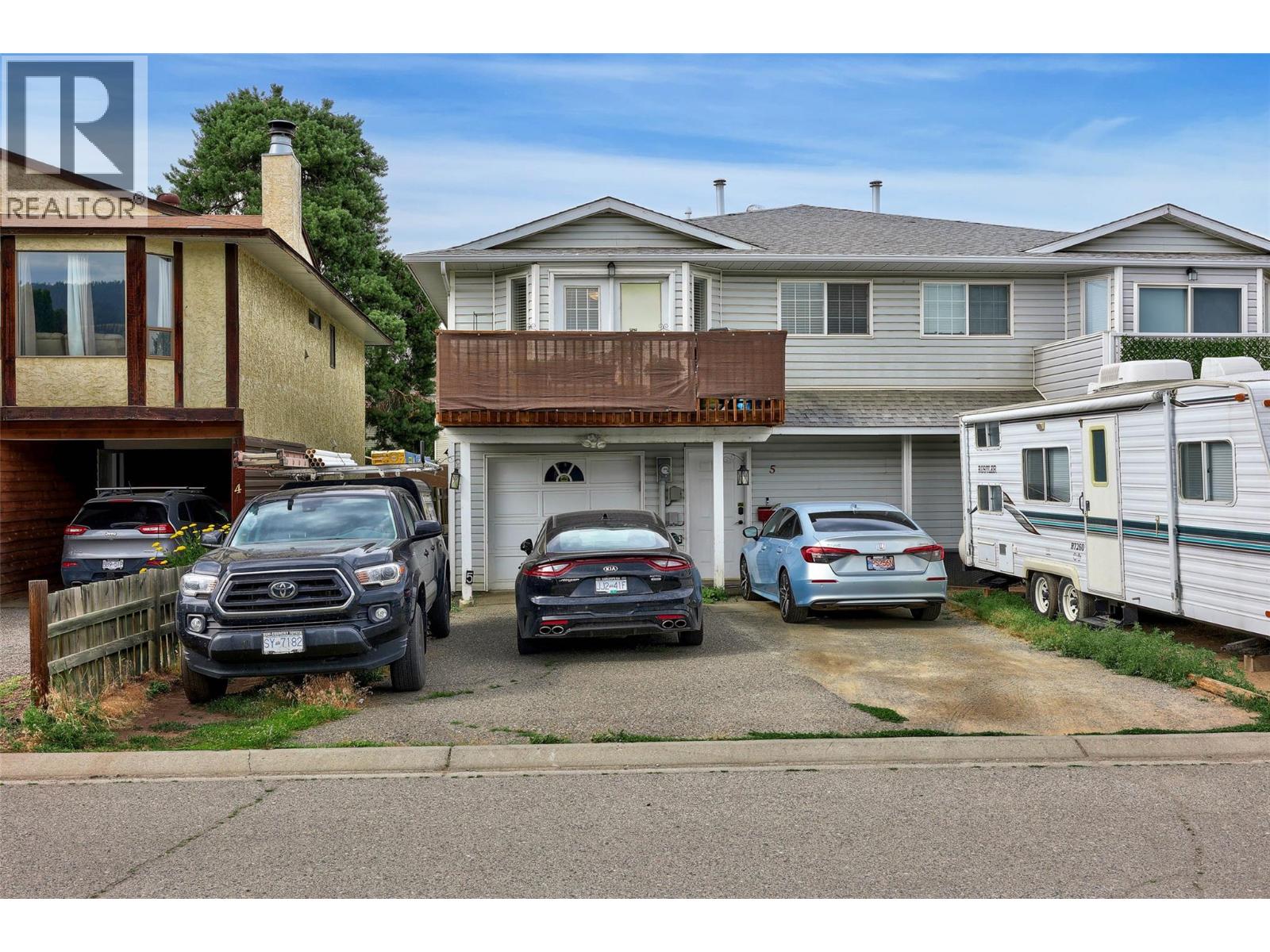 MLS® listing #29958691 for sale located at 685 SINGH Street Unit# 5