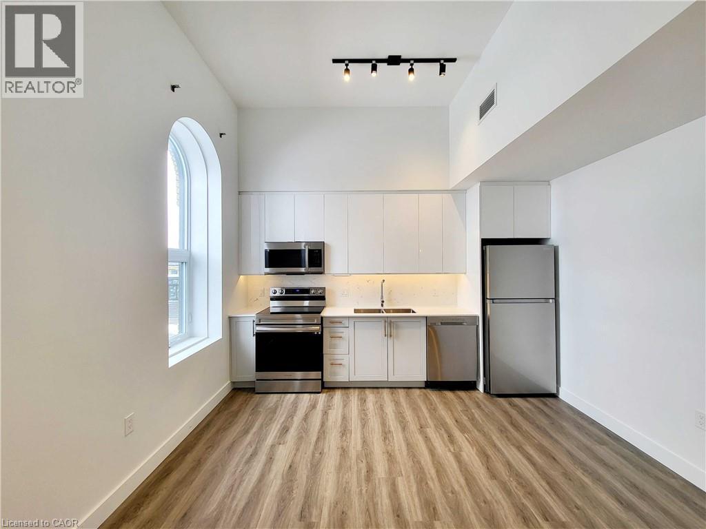 MLS® listing #29959432 for sale located at 75 HURON Street Unit# 204