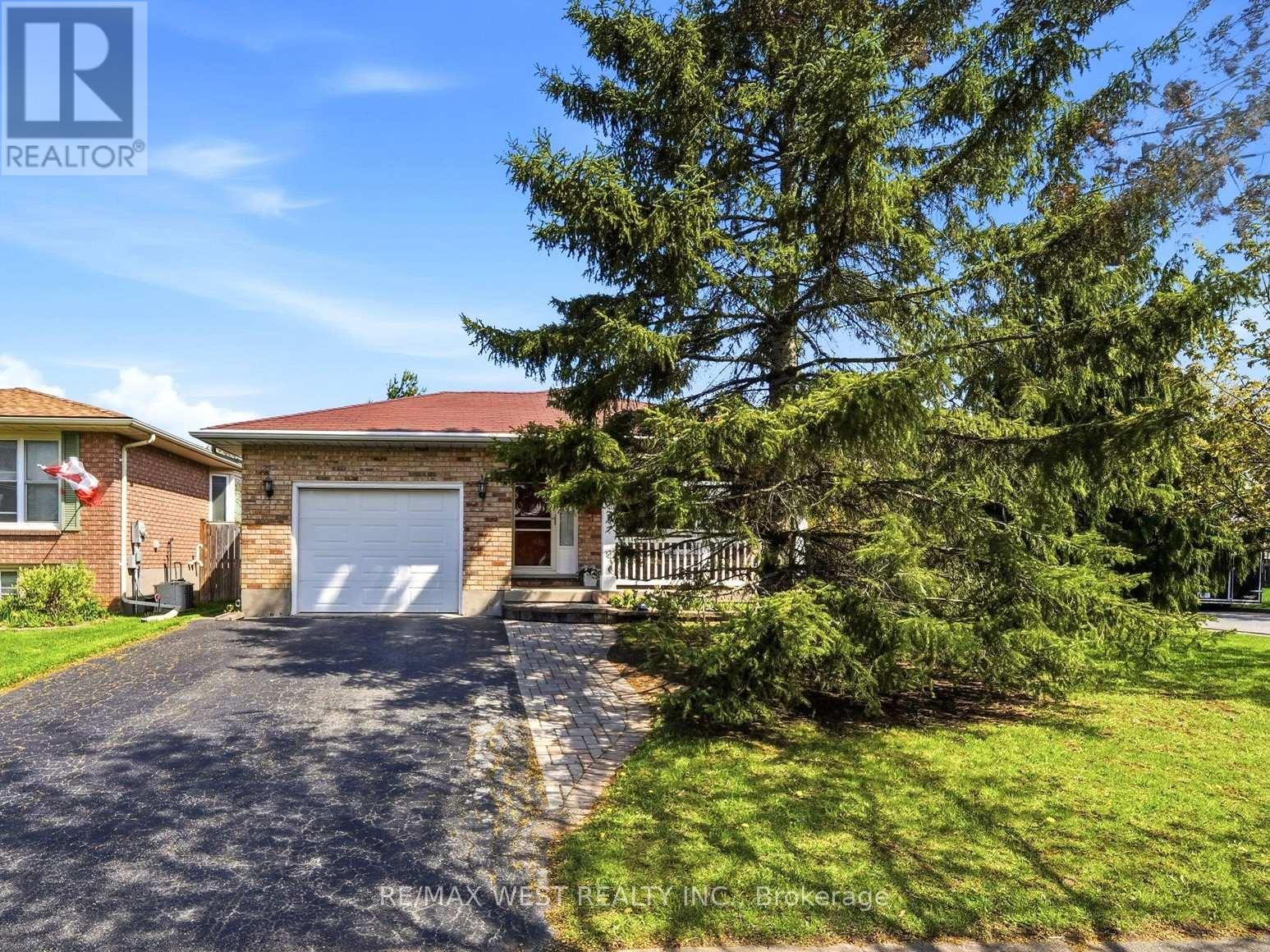 MLS® listing #29960086 for sale located at 7917 ETHEL STREET