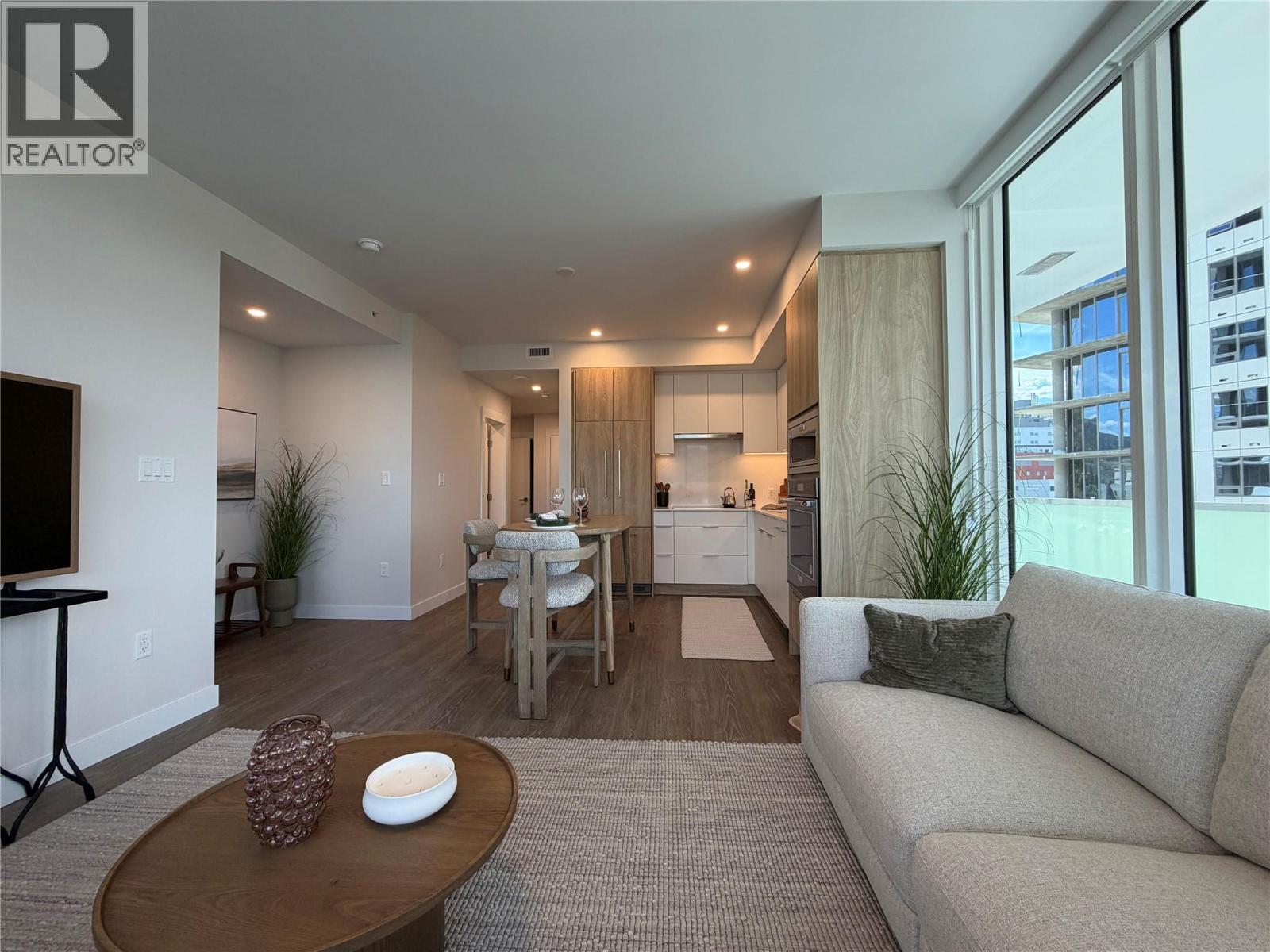 MLS® listing #29961179 for sale located at 460 Nicola Street Unit# 1008