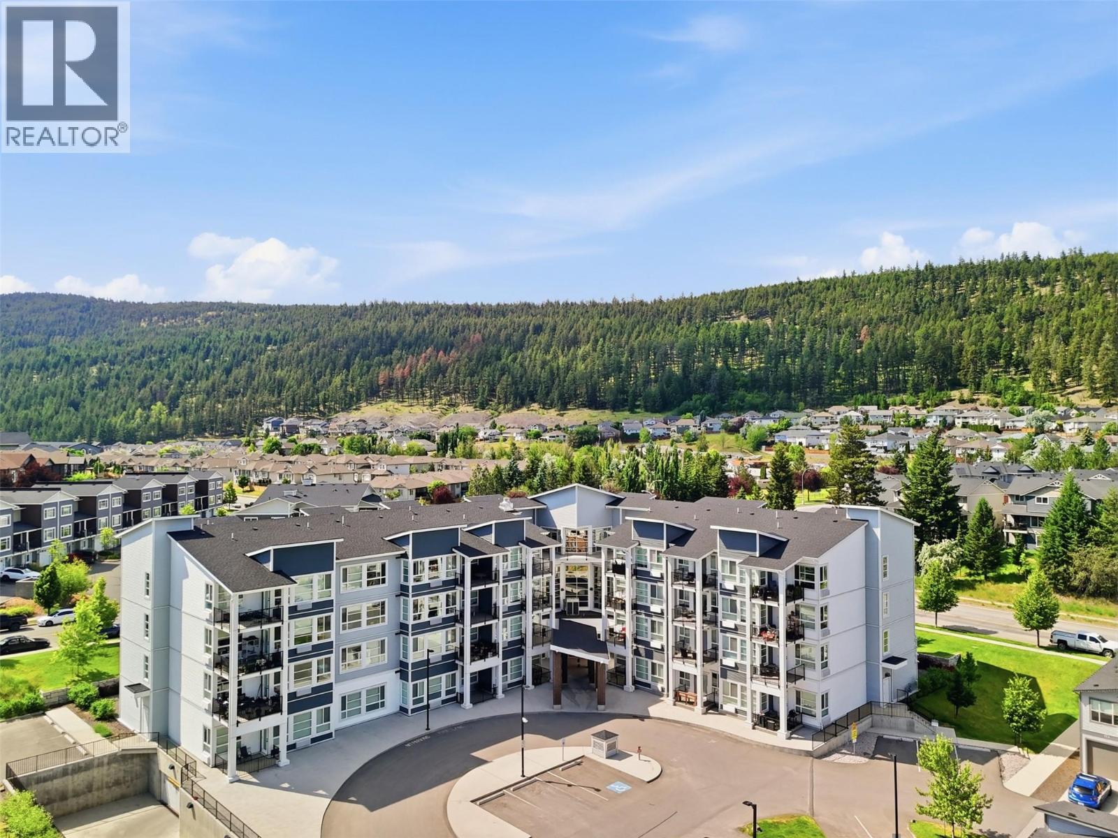 MLS® listing #29961577 for sale located at 1880 Hugh Allan Drive Unit# 306