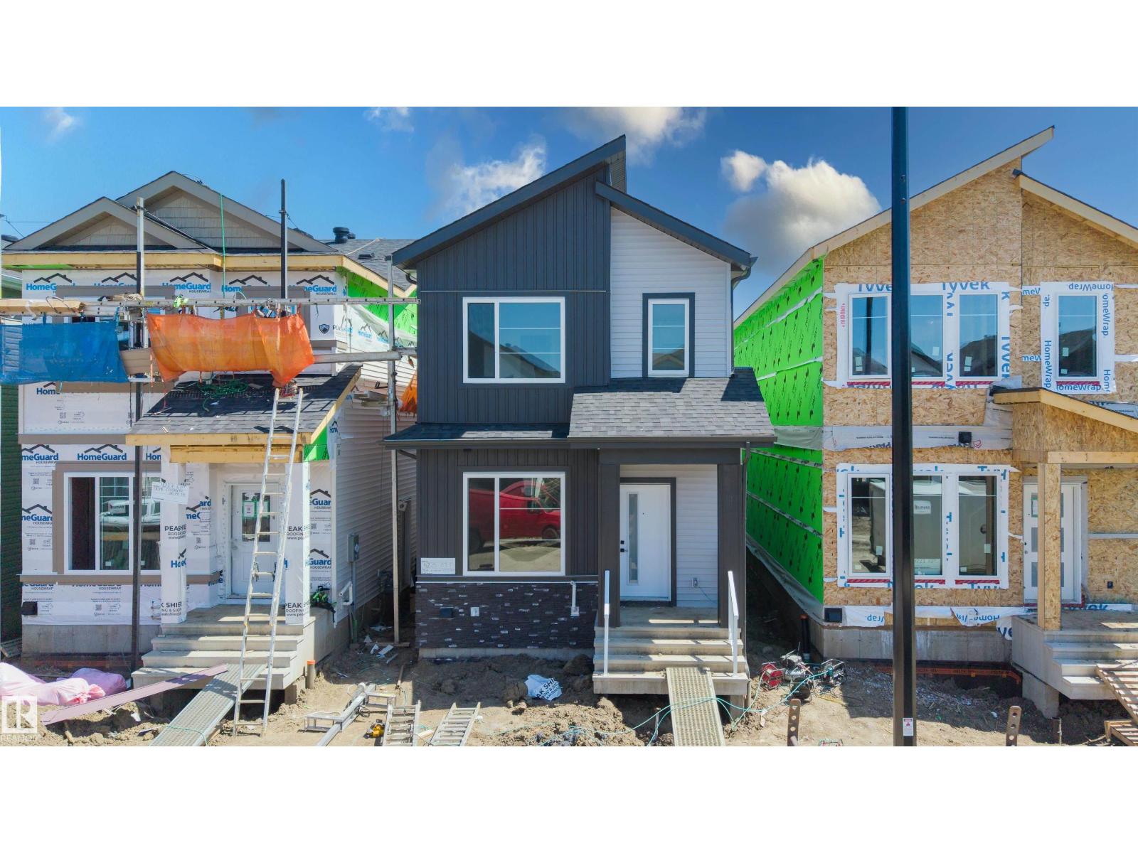 MLS® listing #29962138 for sale located at 4225 63 ST