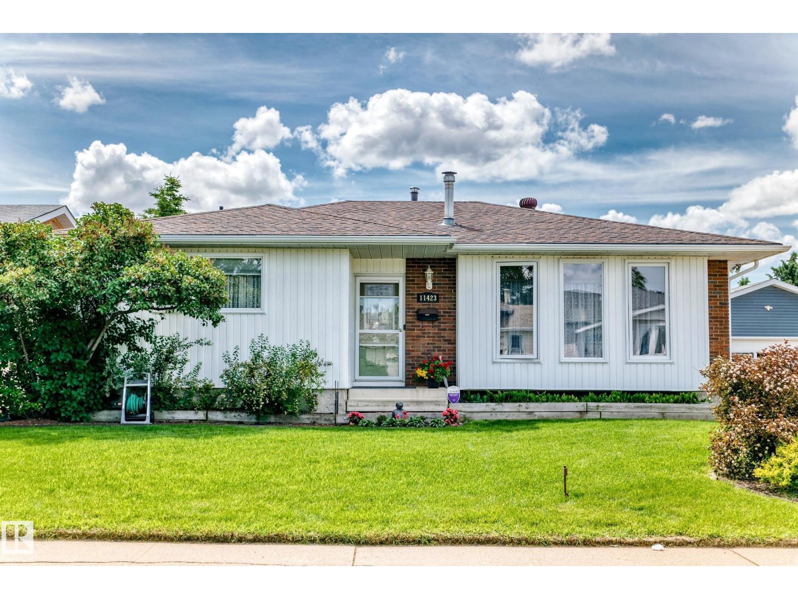 MLS® listing #29962527 for sale located at 11423 161 AV NW