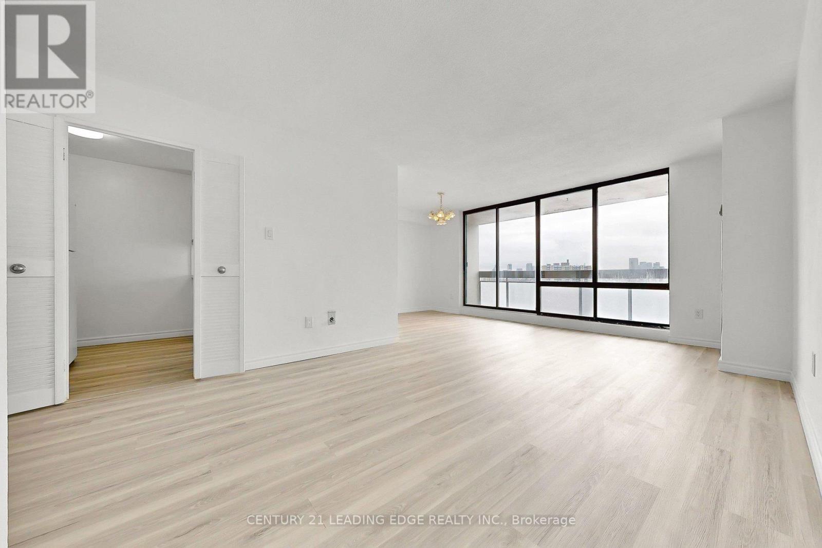 MLS® listing #29962595 for sale located at 1604 - 260 SENECA HILL DRIVE