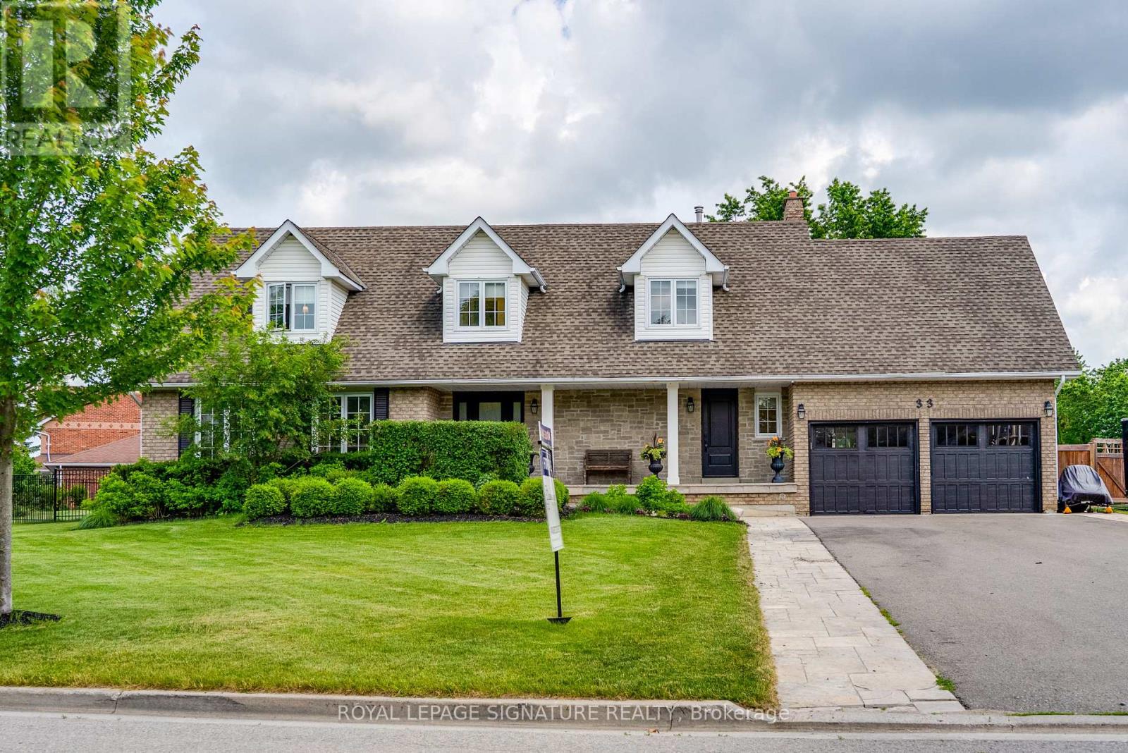 MLS® listing #29962608 for sale located at 33 CAMPBELL DRIVE