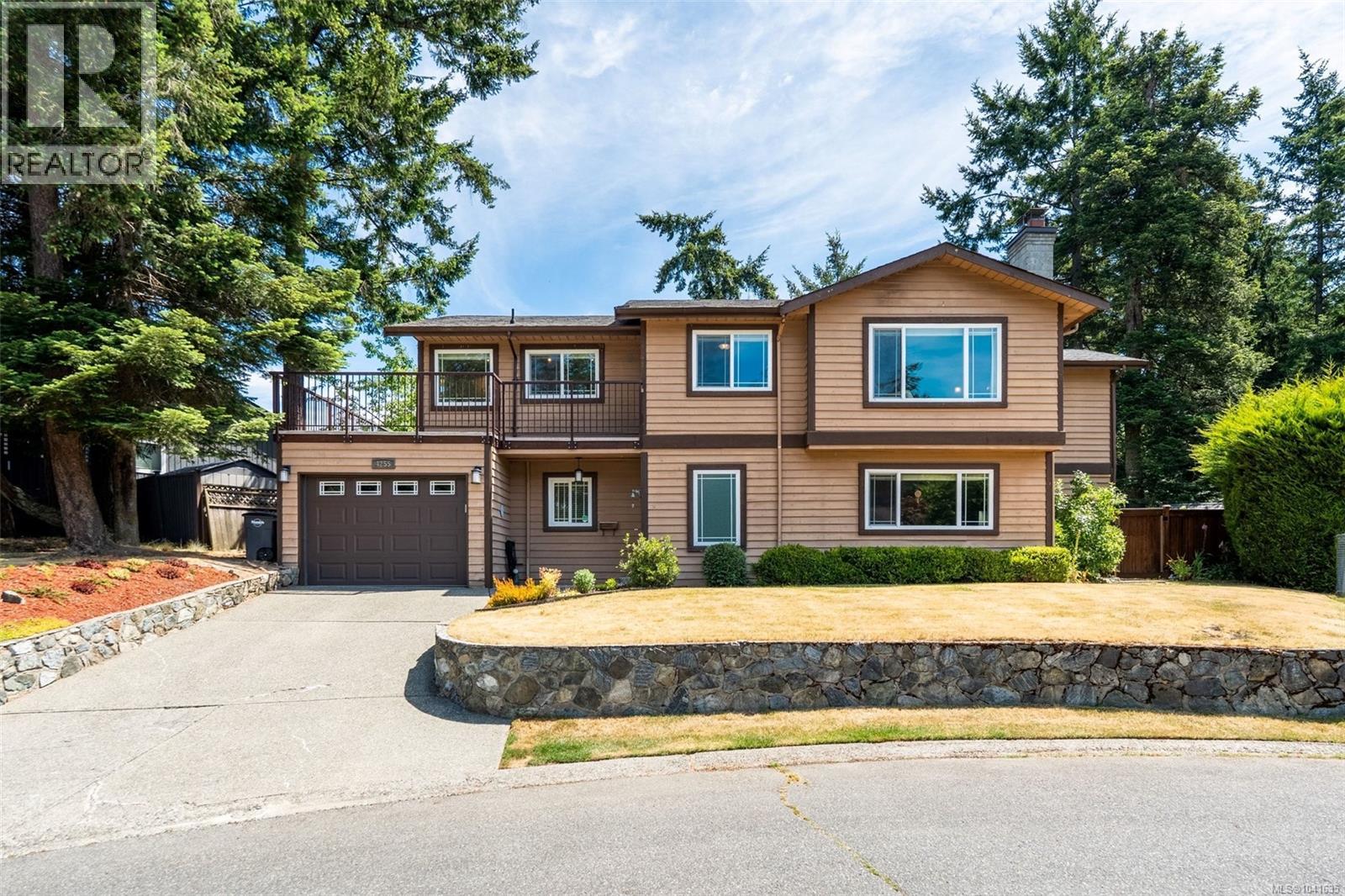 MLS® listing #29963030 for sale located at 4255 Moorpark Pl