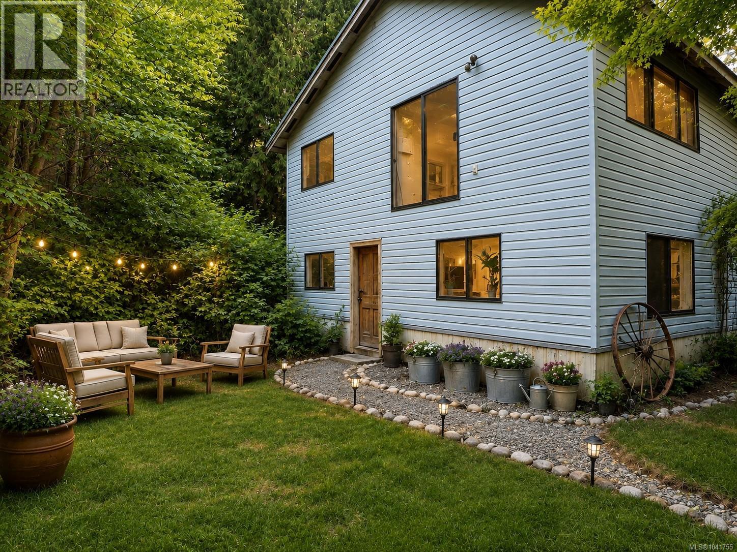 MLS® listing #29963441 for sale located at 4480 Strachan Rd