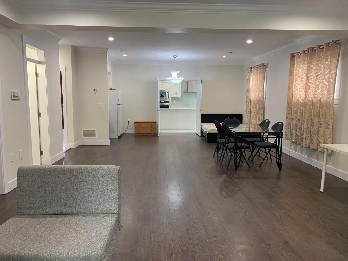 MLS® listing #29963730 for sale located at Main and Above 13766 NORTH BLUFF ROAD