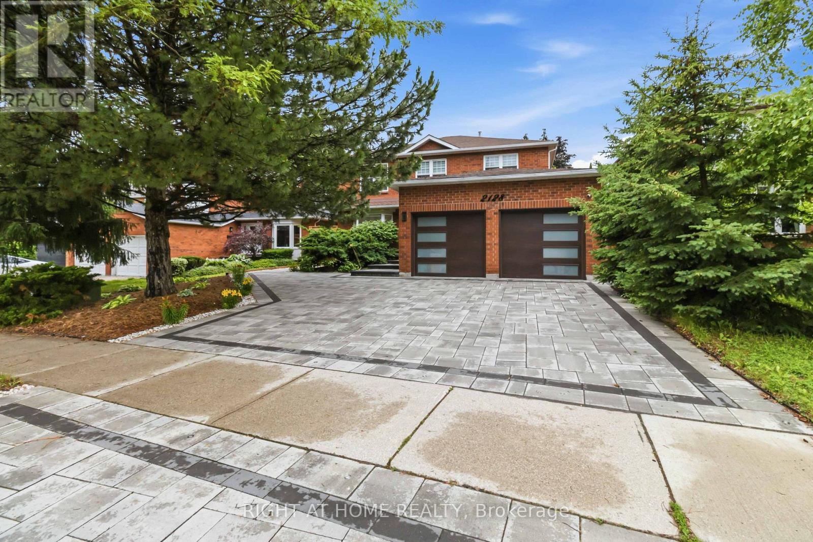 MLS® listing #29963895 for sale located at 2128 8TH LINE