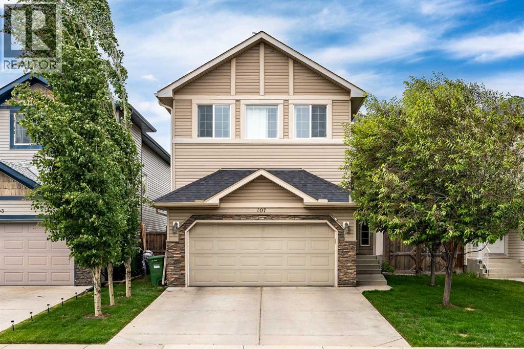 MLS® listing #29963910 for sale located at 107 Everwoods Park SW