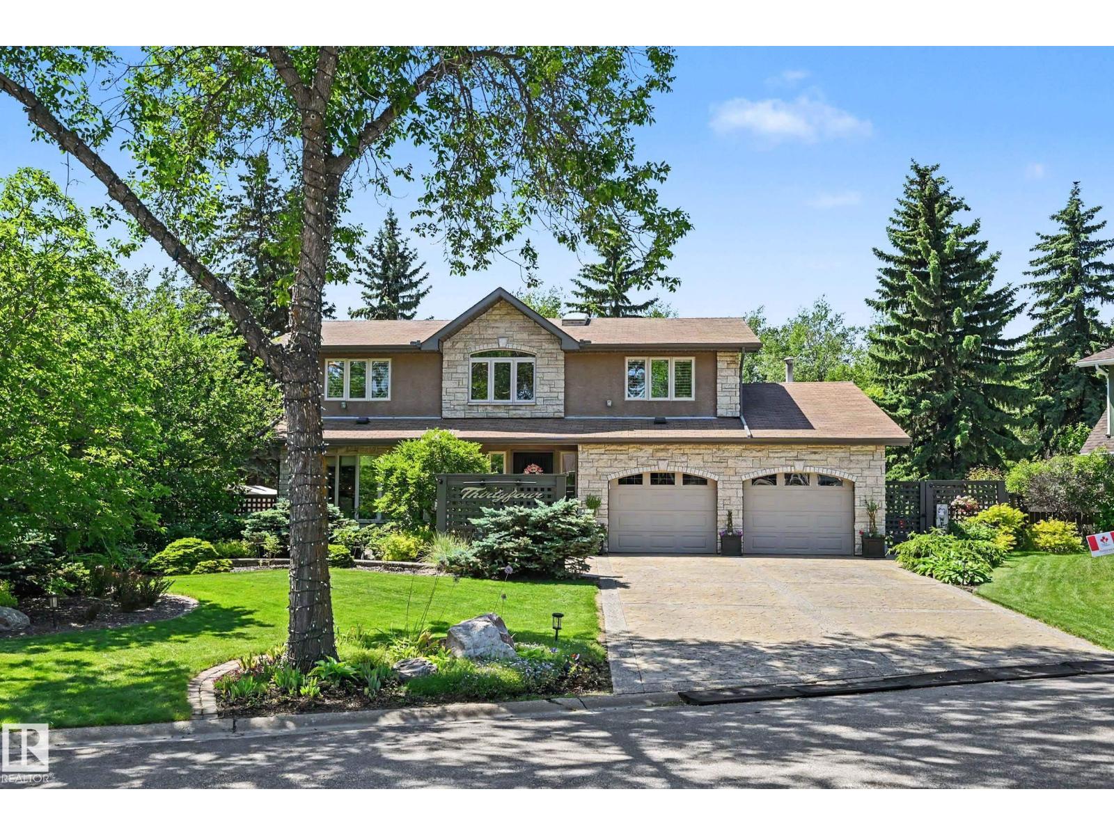MLS® listing #29964110 for sale located at 34 LODGEPOLE CR