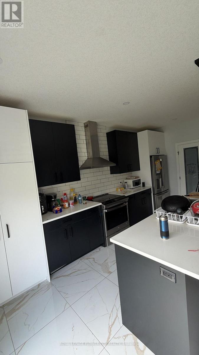MLS® listing #29964216 for sale located at UPPER LEVEL ONLY - 3830 PETALPATH WAY