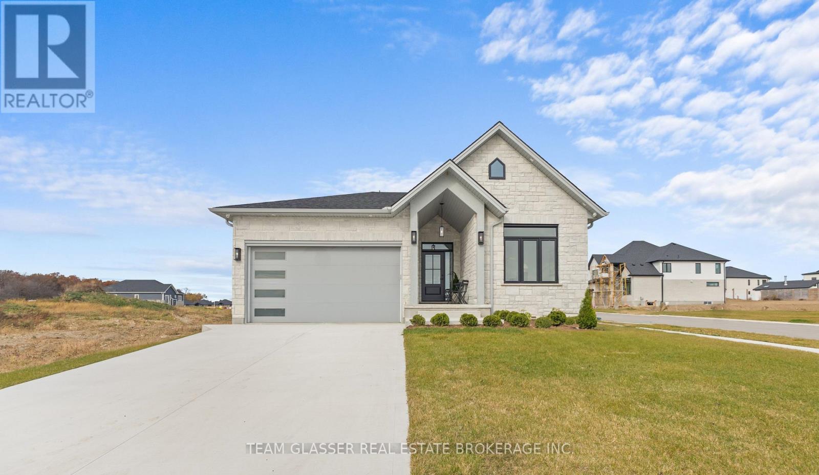 MLS® listing #29964521 for sale located at 70 BENNER BOULEVARD