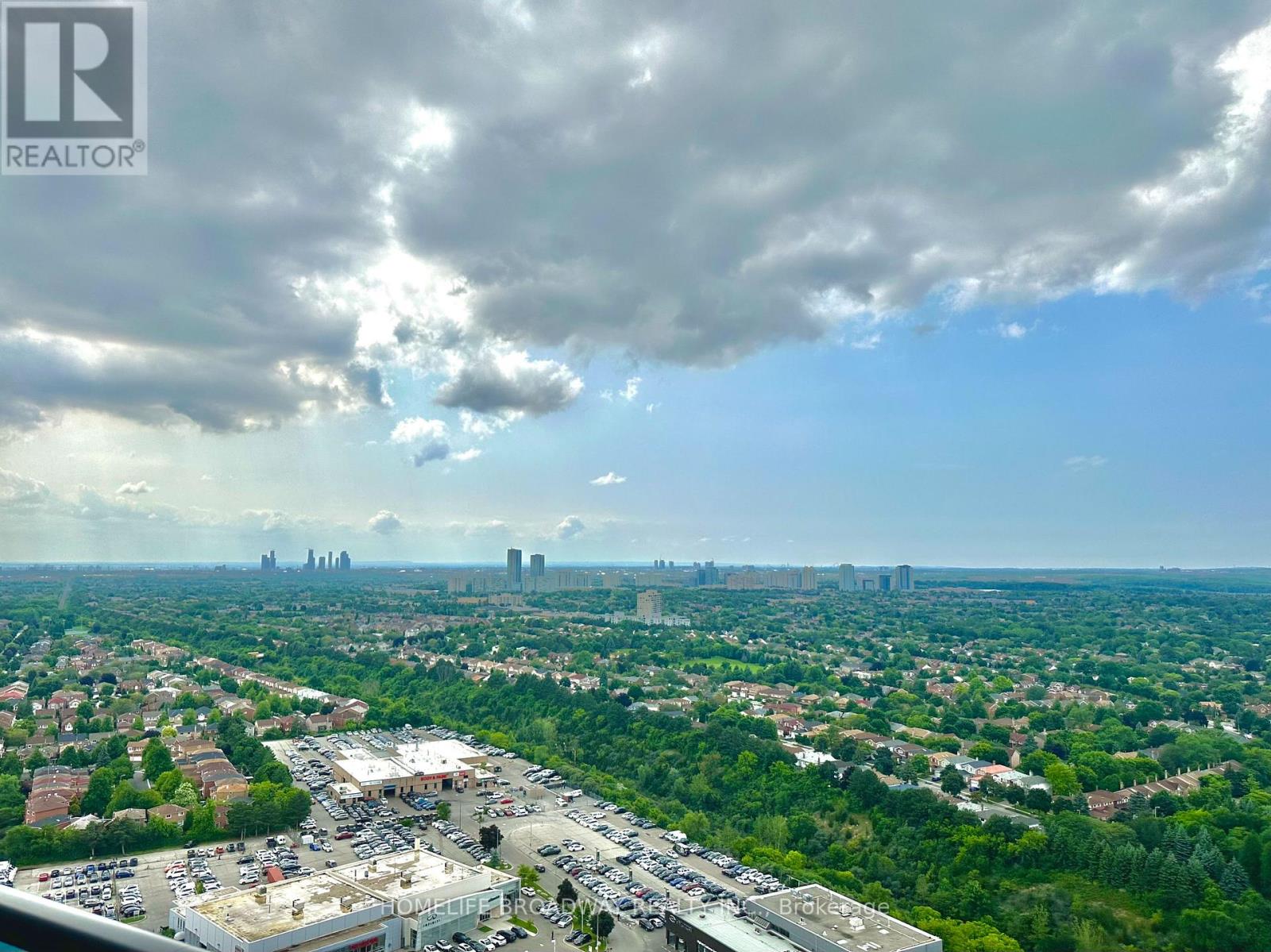 MLS® listing #29964555 for sale located at 2833 - 7161 YONGE STREET
