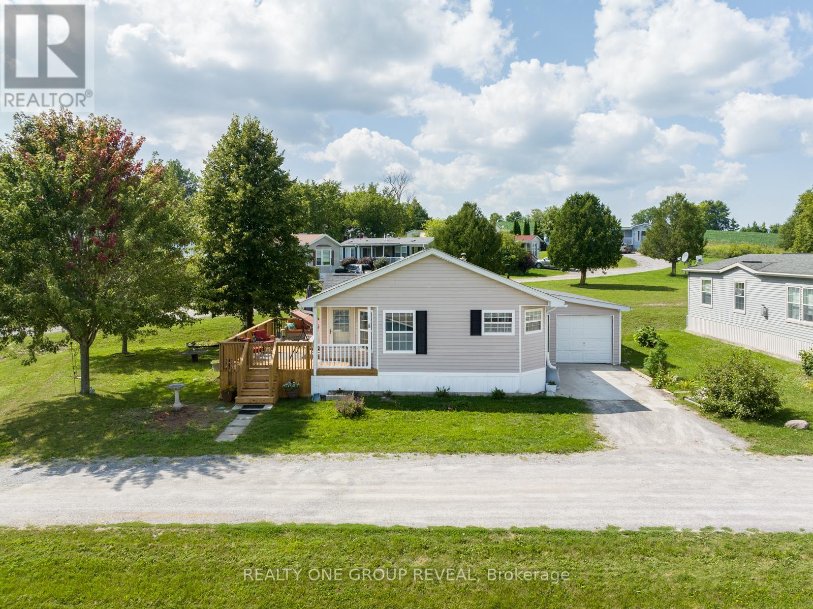 MLS® listing #29964565 for sale located at 37 - 152 CONCESSION ROAD 11 ROAD W