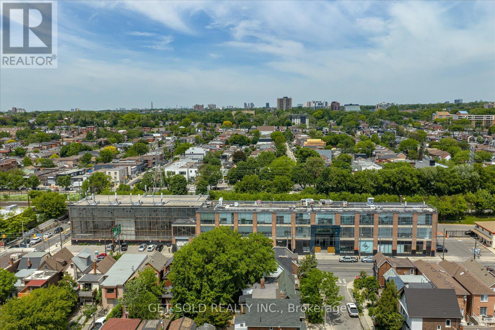 MLS® listing #29964695 for sale located at 950 DUPONT STREET