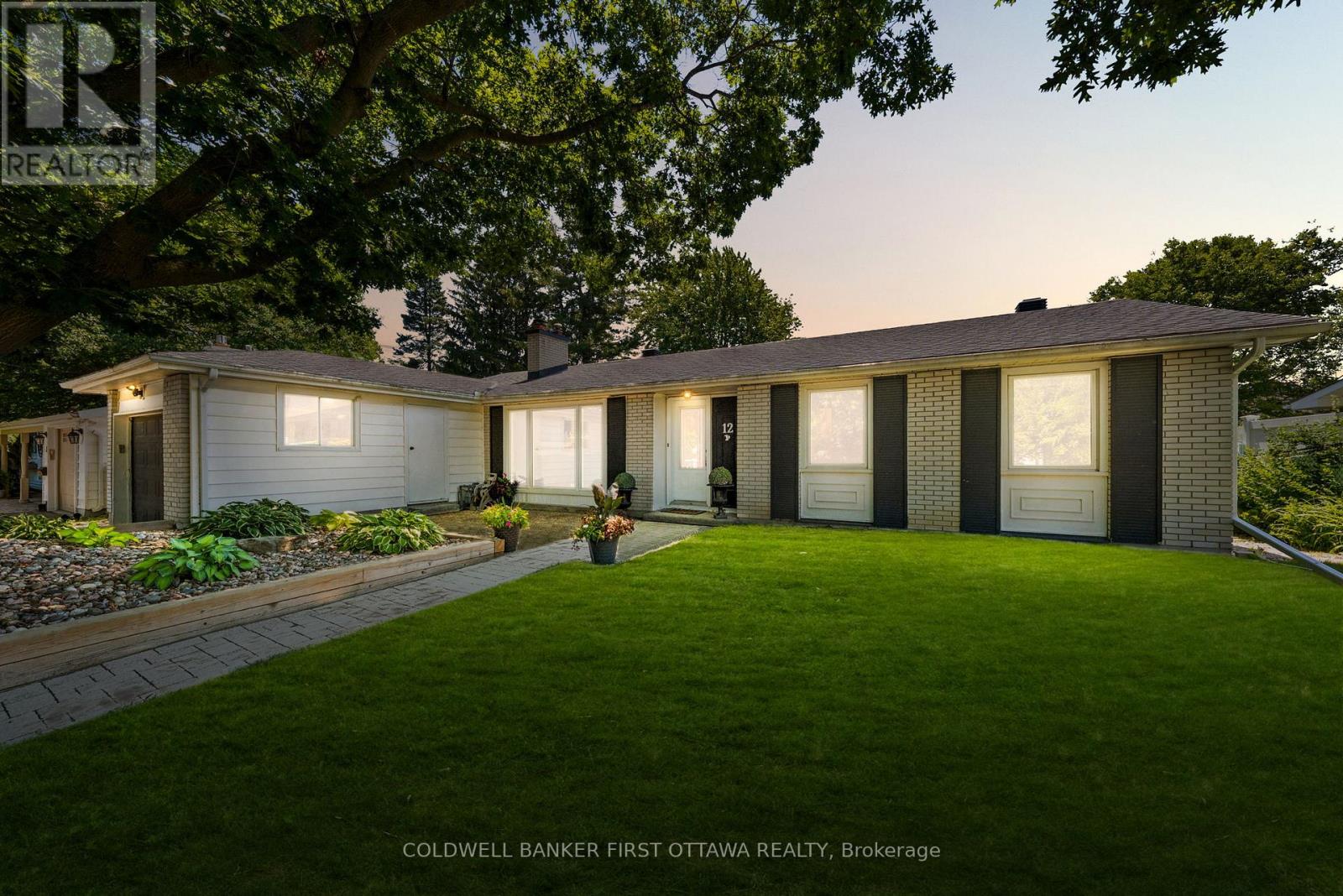 MLS® listing #29965049 for sale located at 12 BRADGATE DRIVE