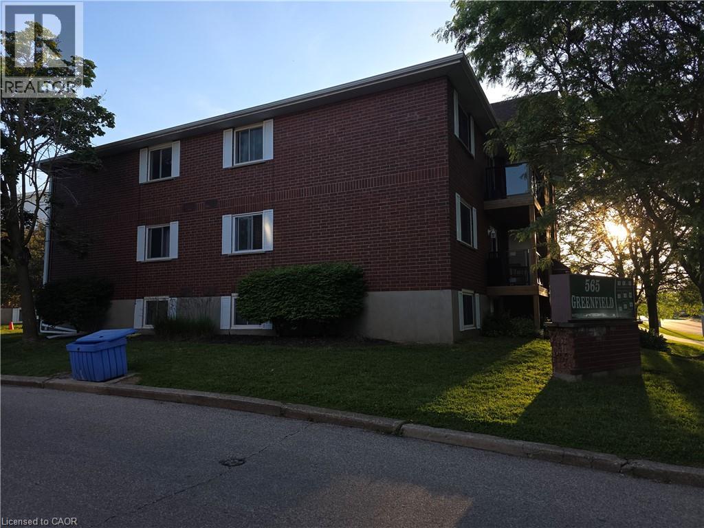 MLS® listing #29965392 for sale located at 565 GREENFIELD Avenue Unit# 902