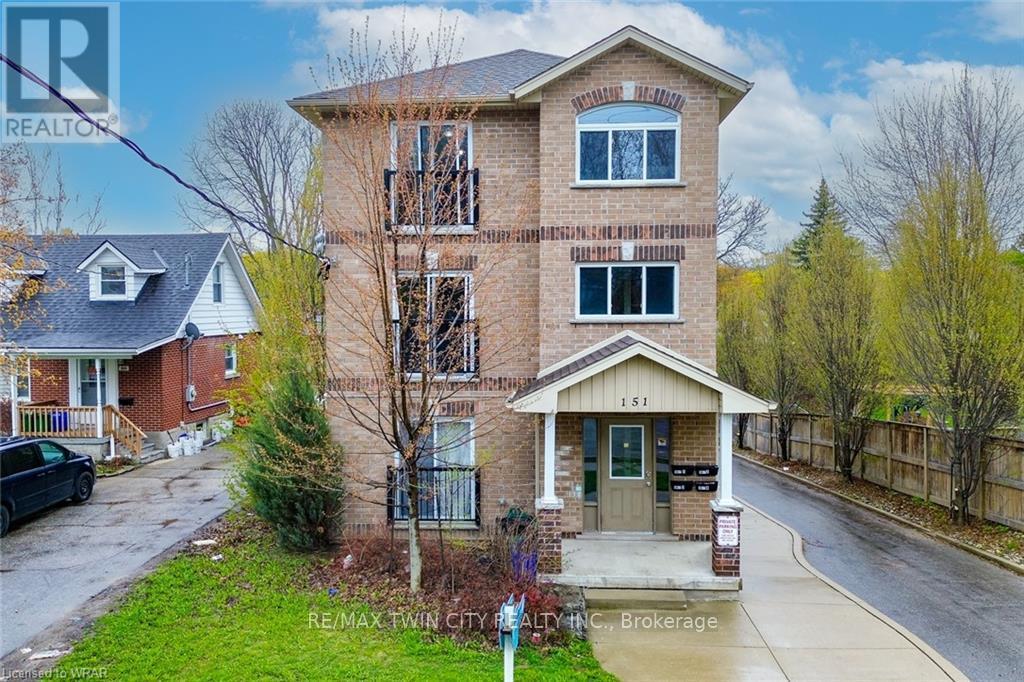 MLS® listing #29967889 for sale located at 4 - 151 BRIDGEPORT ROAD E