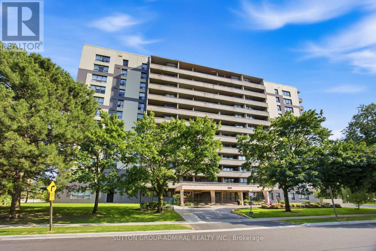MLS® listing #29969034 for sale located at 404 - 100 CANYON AVENUE