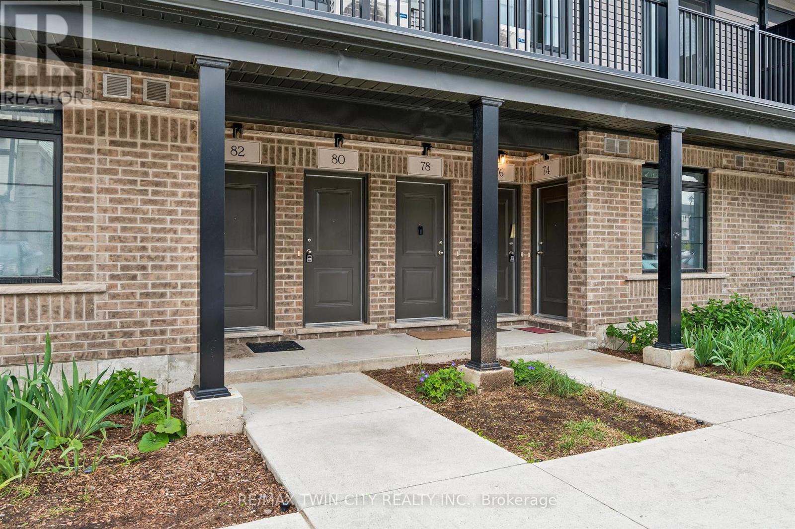 MLS® listing #29972692 for sale located at 80 LOMOND LANE