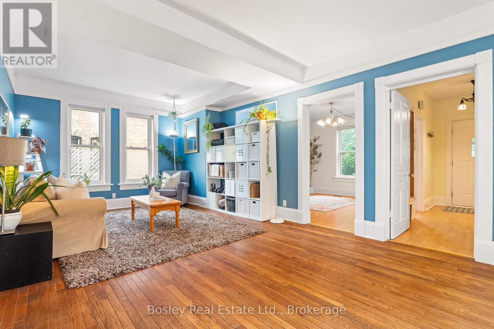 MLS® listing #29974448 for sale located at 29 ST LEGER STREET
