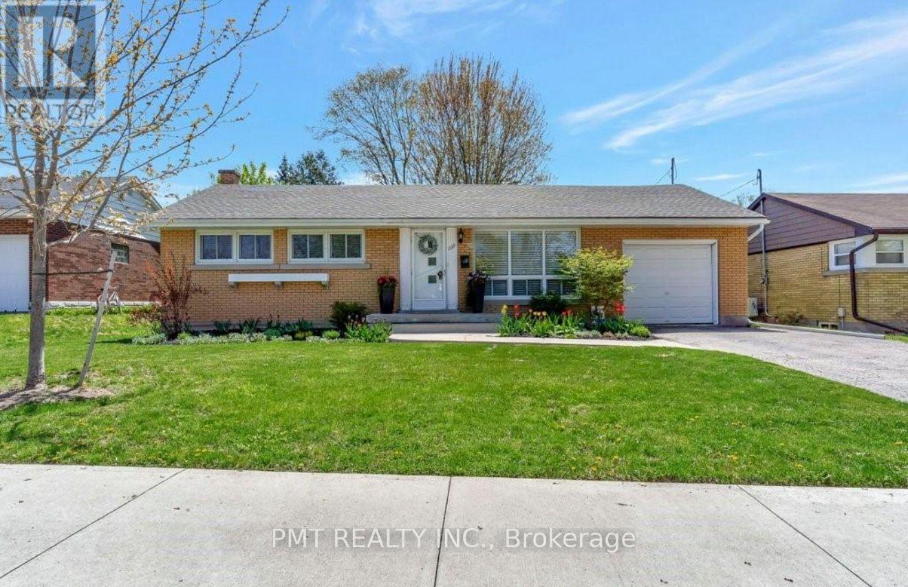 MLS® listing #29975204 for sale located at 239 ROYAL STREET